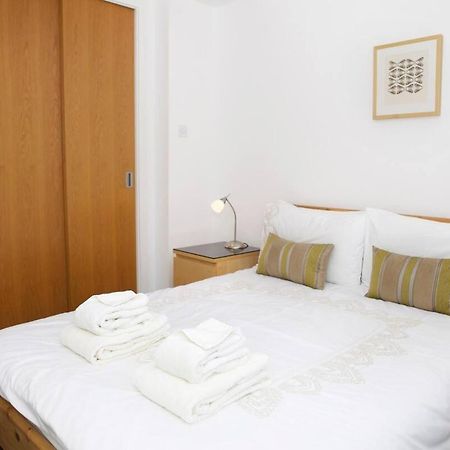 Joivy Inviting Flat With Parking In Canonmills Edimburgo Esterno foto