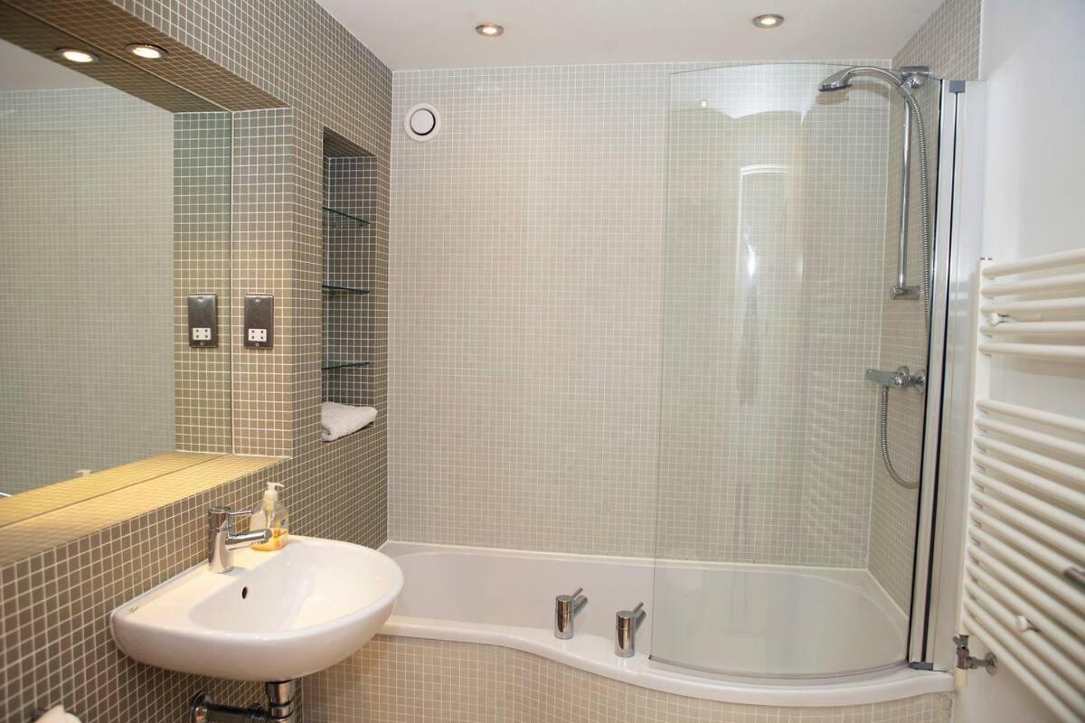 Joivy Inviting Flat With Parking In Canonmills Edimburgo Esterno foto